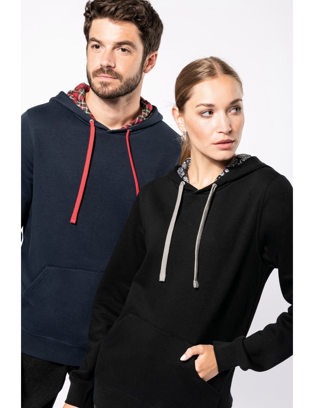 Sweat-shirt à capuche contrastée à motifs unisexe